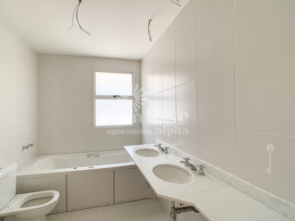 Apartamento à venda com 3 quartos, 243m² - Foto 14