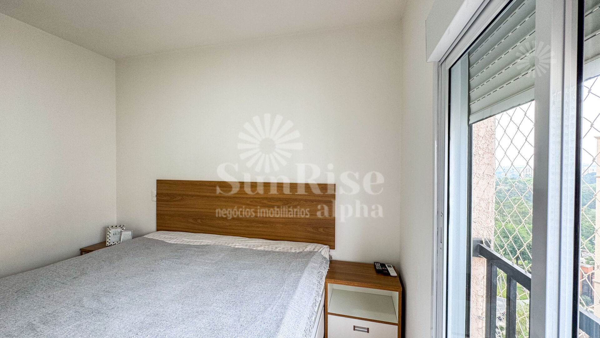 Apartamento para alugar com 3 quartos, 110m² - Foto 29