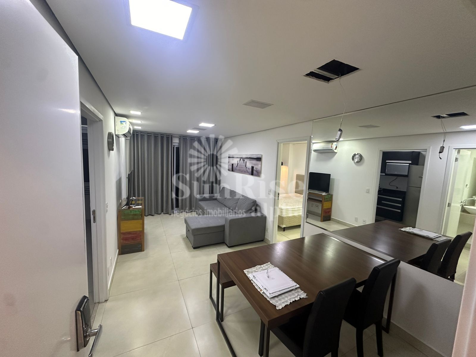 Apartamento para alugar com 1 quarto, 52m² - Foto 1