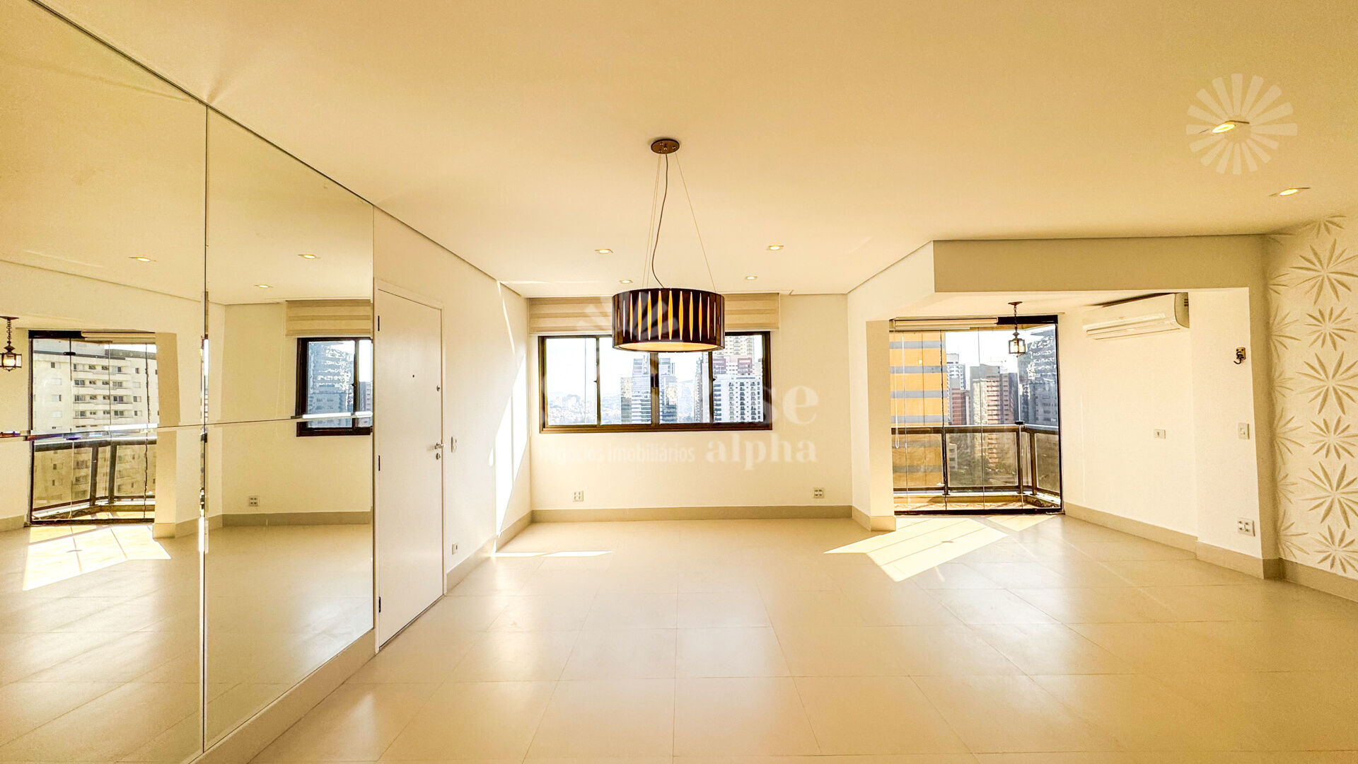 Apartamento para alugar com 3 quartos, 130m² - Foto 7