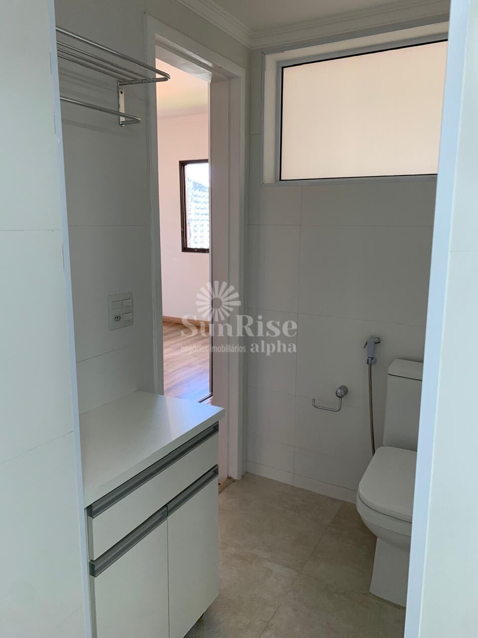 Apartamento para alugar com 3 quartos, 130m² - Foto 7