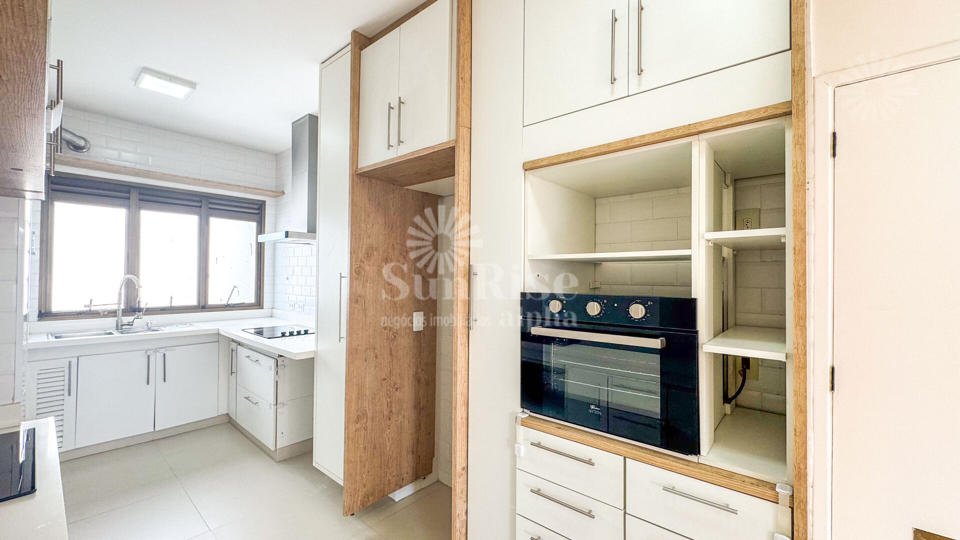 Apartamento para alugar com 3 quartos, 130m² - Foto 20