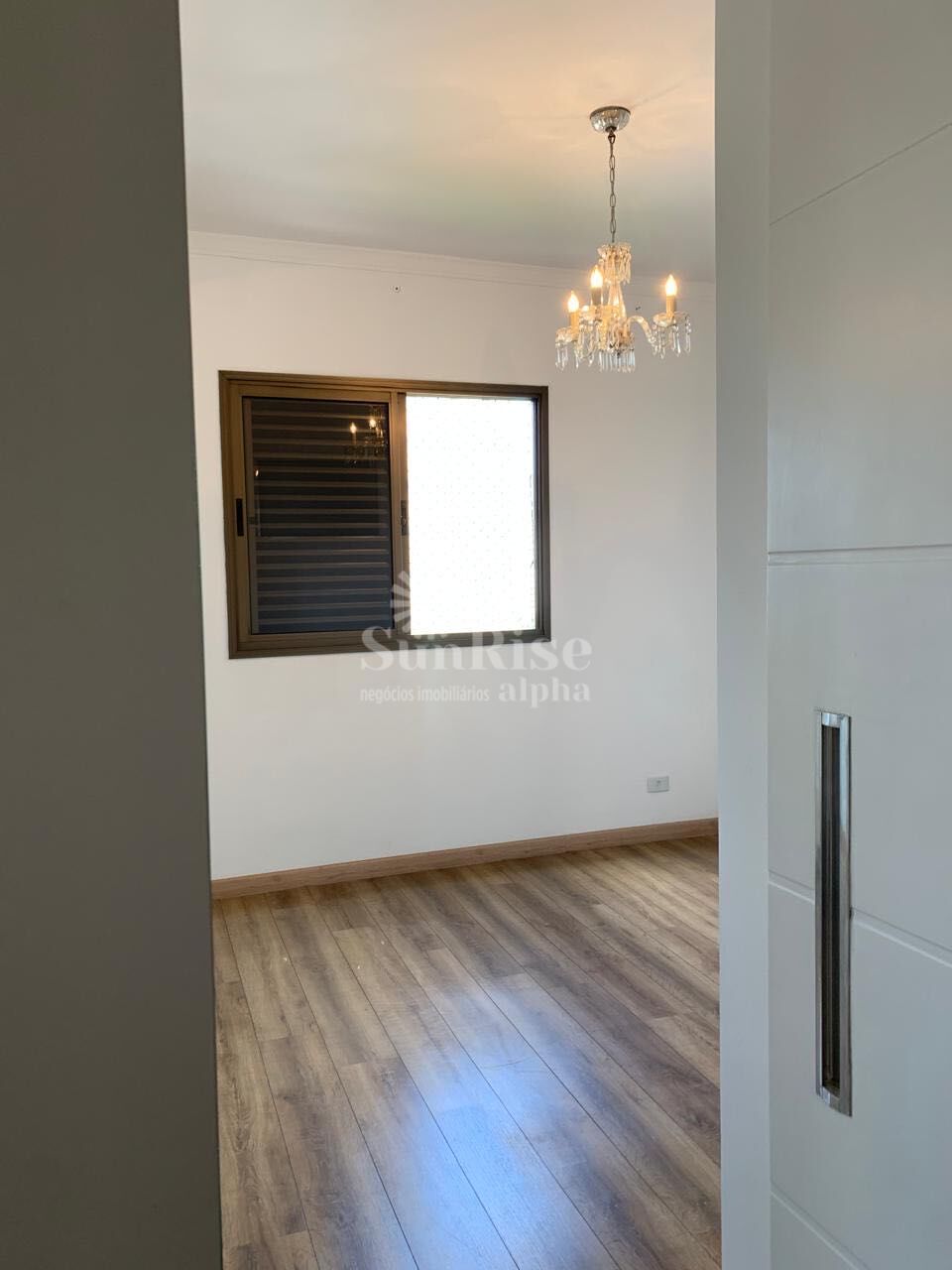 Apartamento para alugar com 3 quartos, 130m² - Foto 6