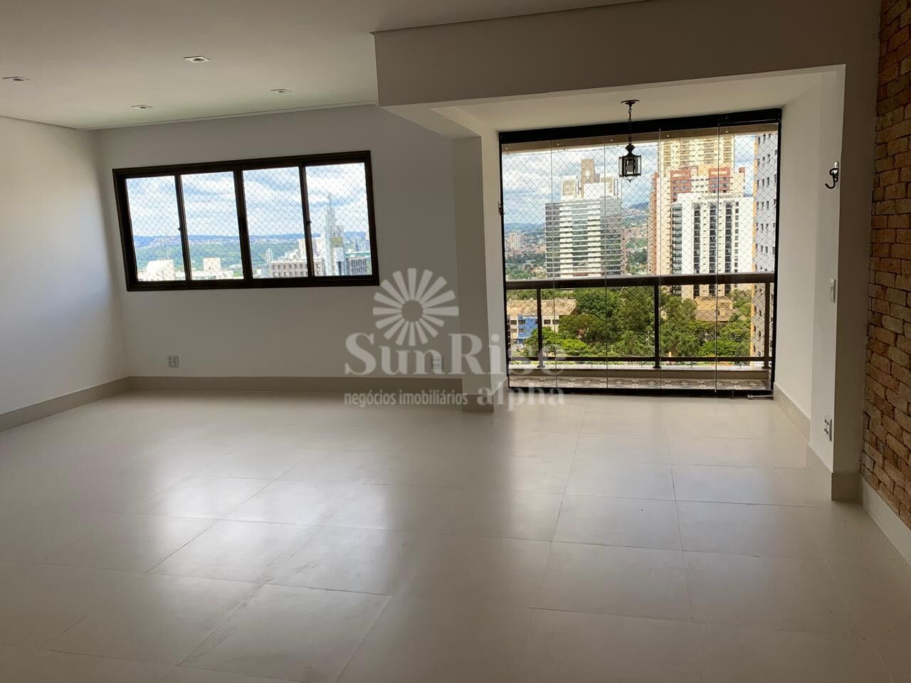 Apartamento para alugar com 3 quartos, 130m² - Foto 30