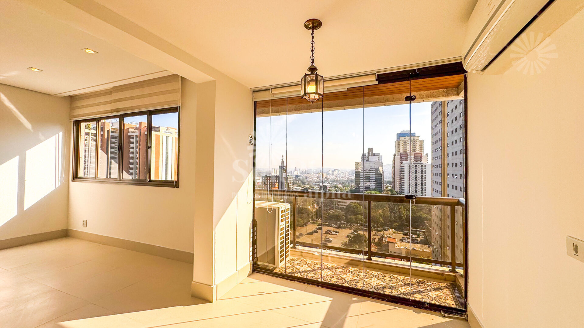 Apartamento para alugar com 3 quartos, 130m² - Foto 12