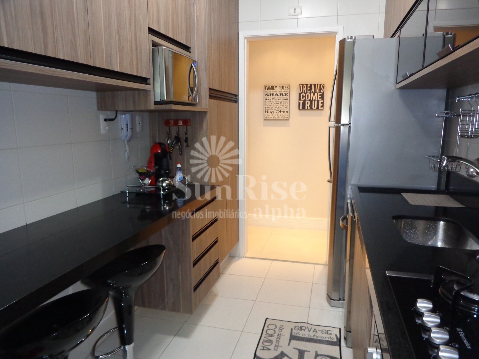 Apartamento à venda com 2 quartos, 84m² - Foto 2