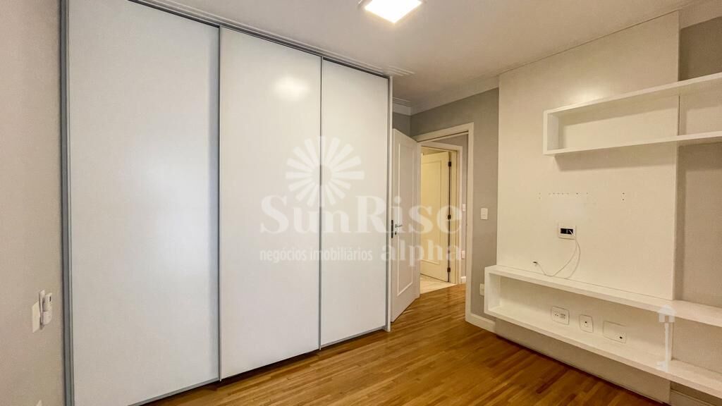 Apartamento para alugar com 4 quartos, 177m² - Foto 5