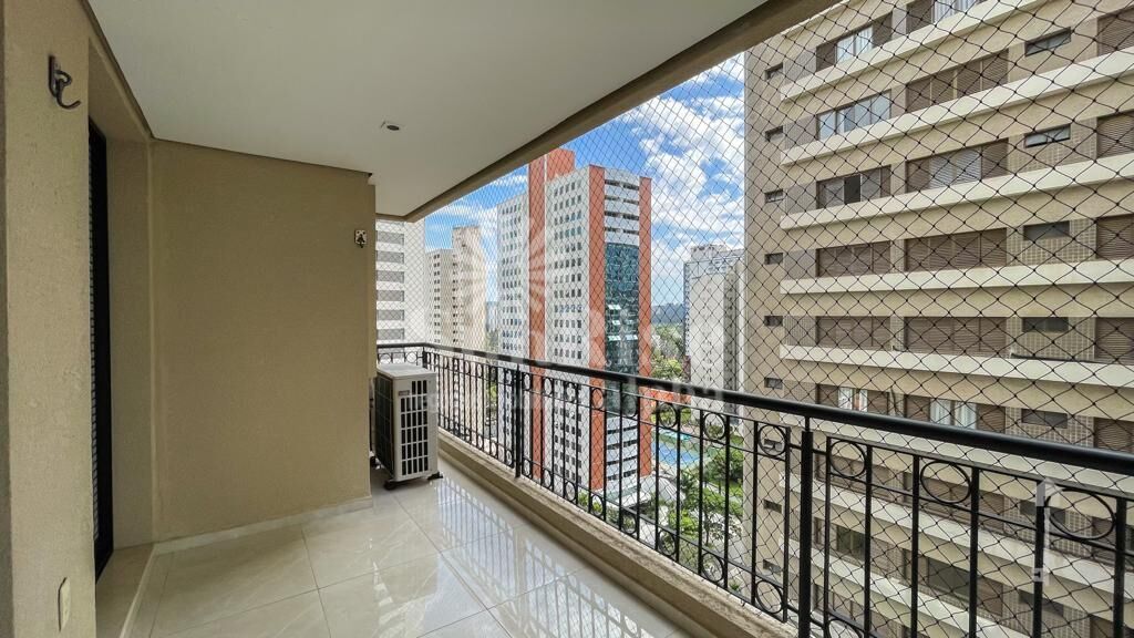 Apartamento para alugar com 4 quartos, 177m² - Foto 28