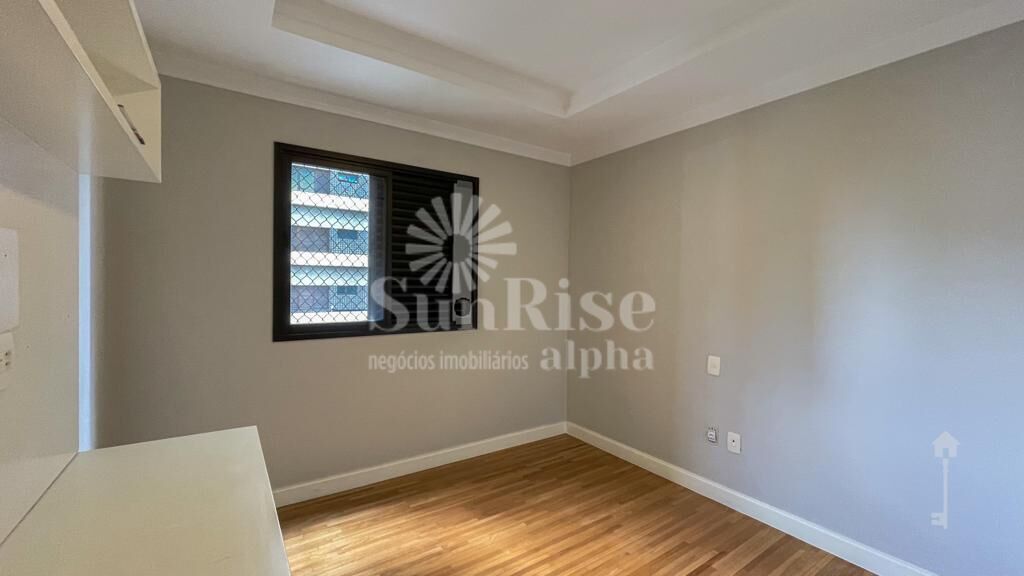 Apartamento para alugar com 4 quartos, 177m² - Foto 11