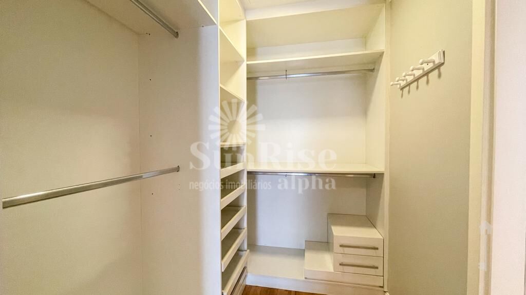 Apartamento para alugar com 4 quartos, 177m² - Foto 17