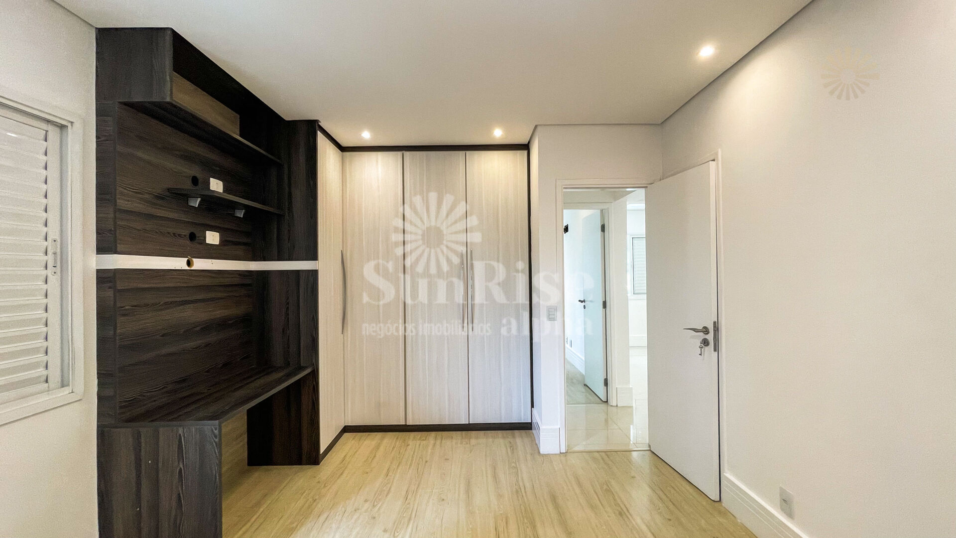 Apartamento para alugar com 2 quartos, 107m² - Foto 22