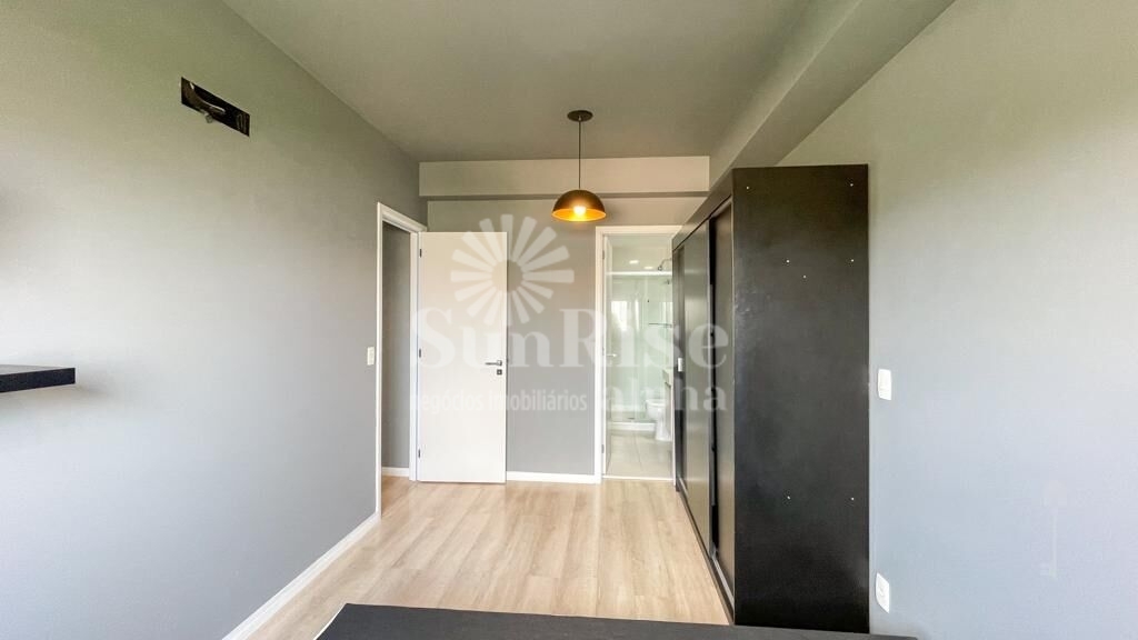 Apartamento para alugar com 2 quartos, 75m² - Foto 3