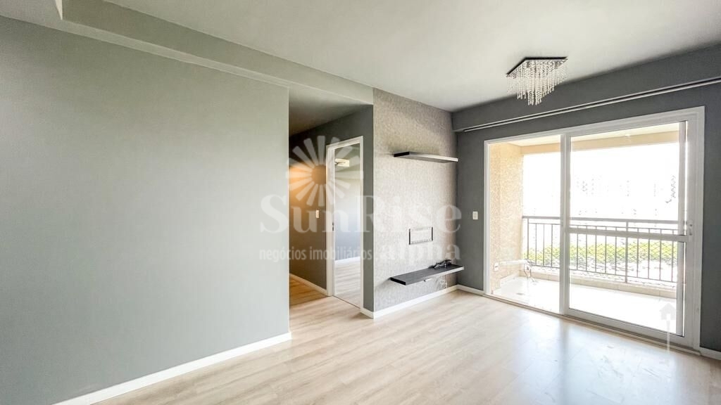 Apartamento para alugar com 2 quartos, 75m² - Foto 4