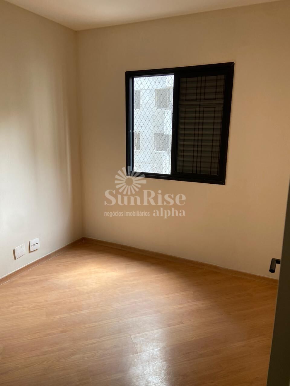 Apartamento para alugar com 3 quartos, 86m² - Foto 4