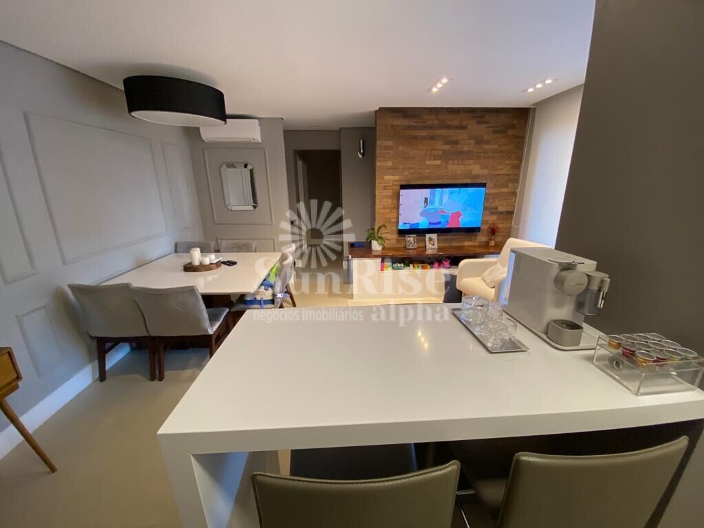 Apartamento à venda com 2 quartos, 84m² - Foto 7