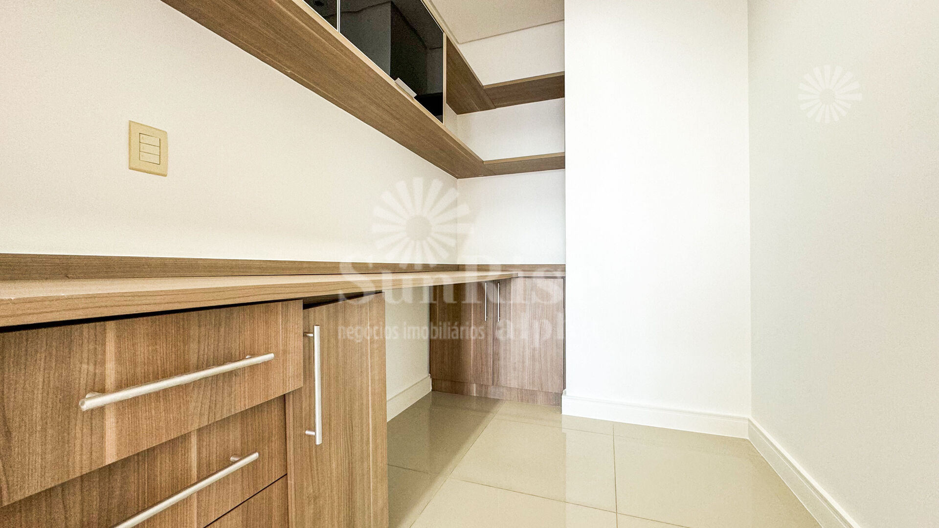 Apartamento à venda com 3 quartos, 121m² - Foto 8