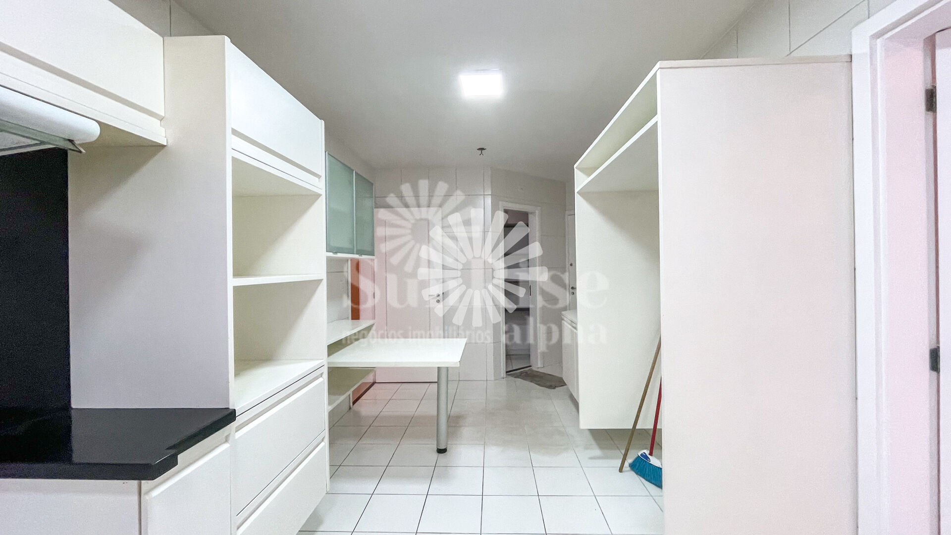 Apartamento para alugar com 4 quartos, 177m² - Foto 17