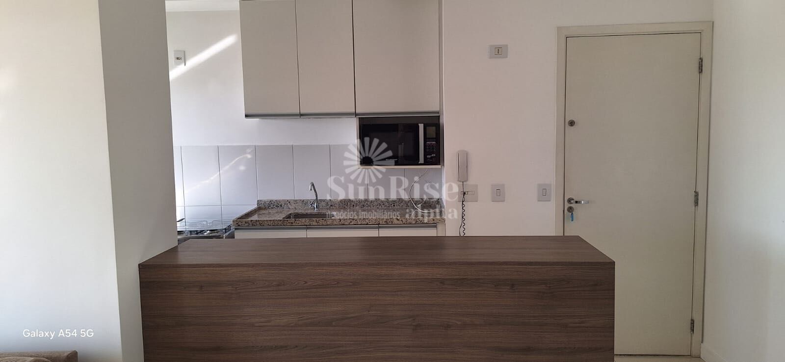 Apartamento para alugar com 1 quarto, 50m² - Foto 2