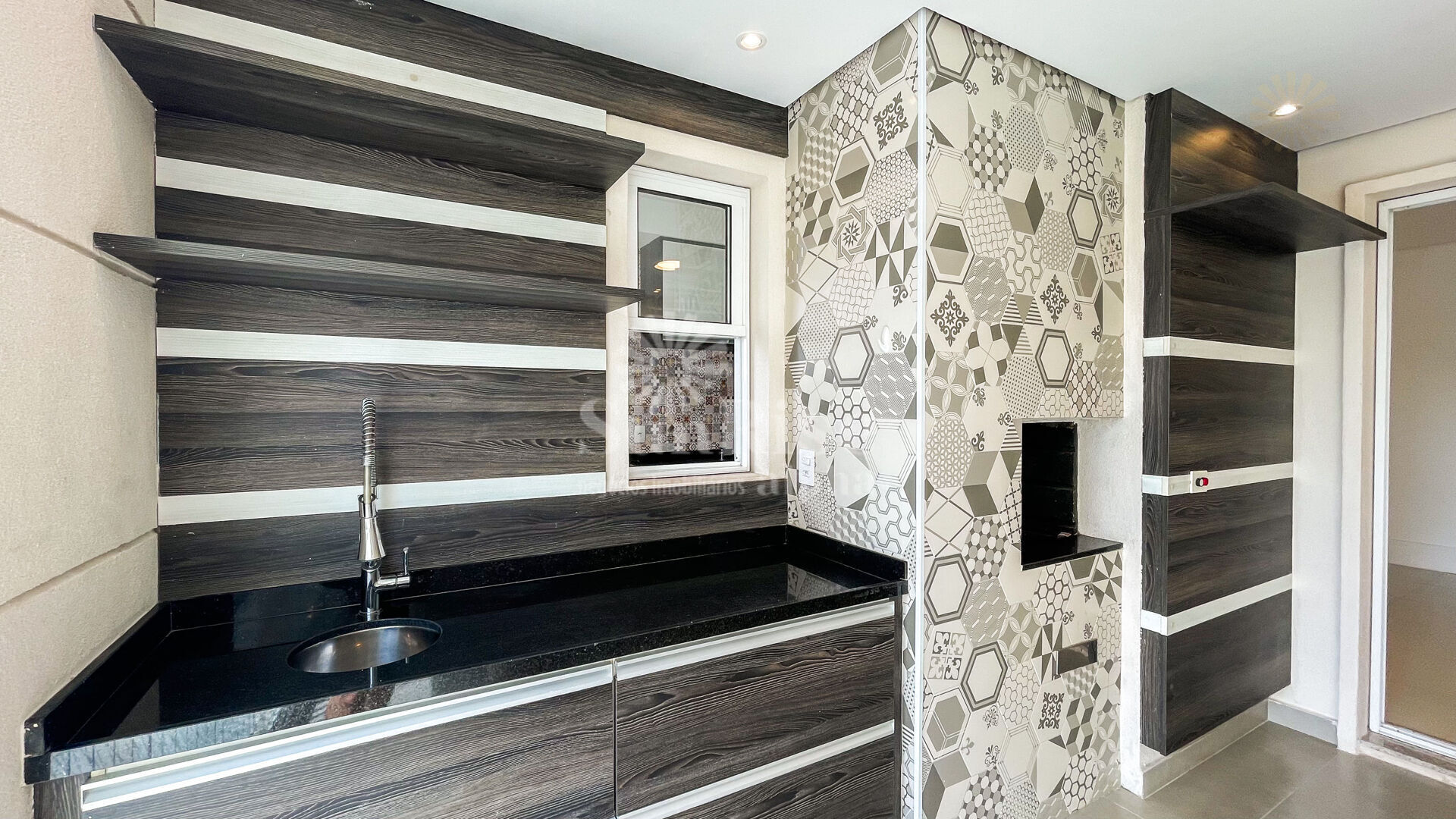 Apartamento para alugar com 2 quartos, 107m² - Foto 11