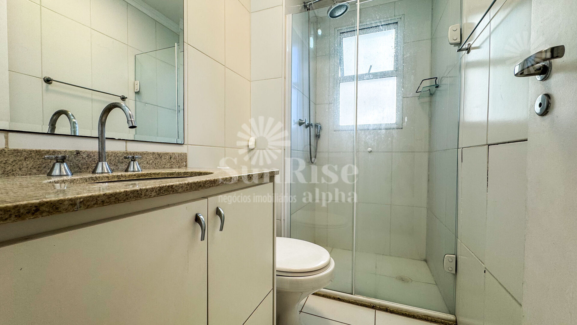 Apartamento para alugar com 2 quartos, 96m² - Foto 32