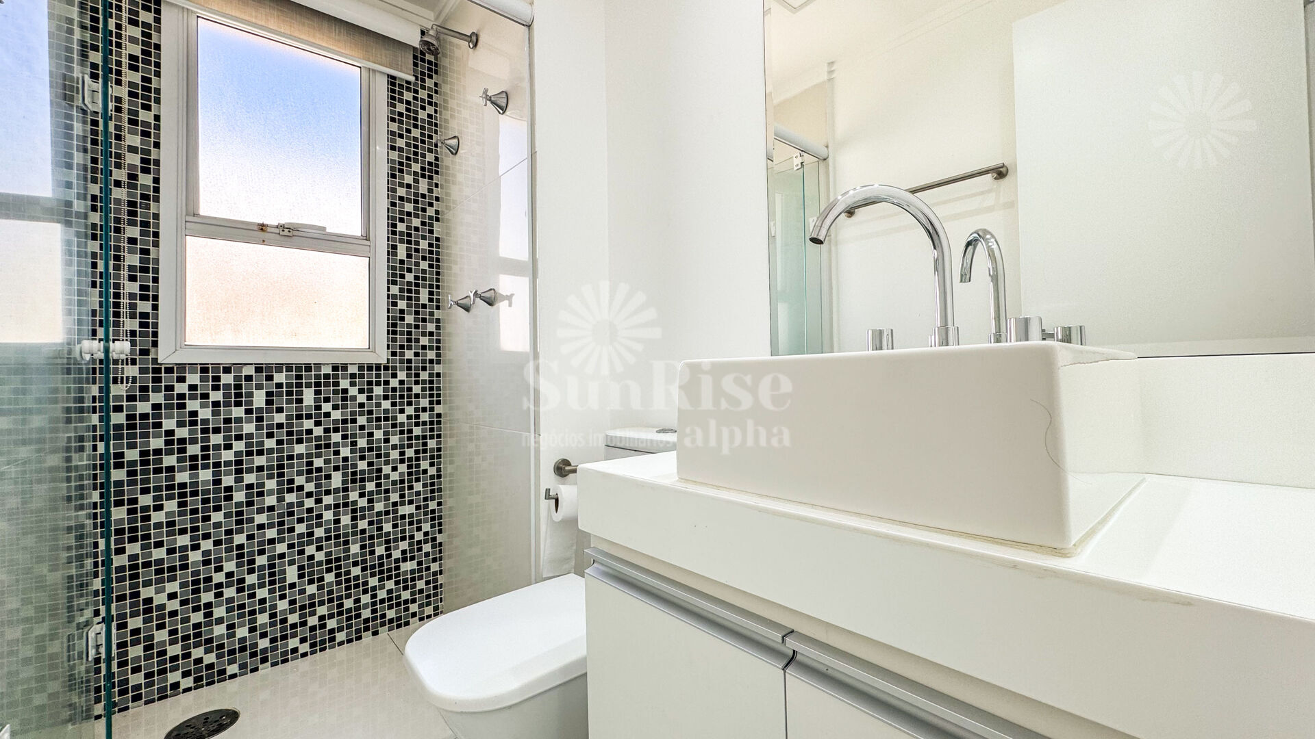 Apartamento para alugar com 3 quartos, 121m² - Foto 35