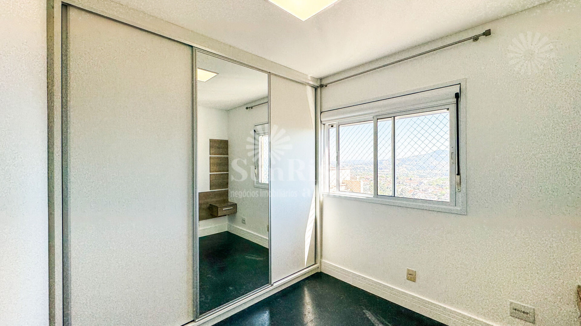 Apartamento para alugar com 3 quartos, 121m² - Foto 32