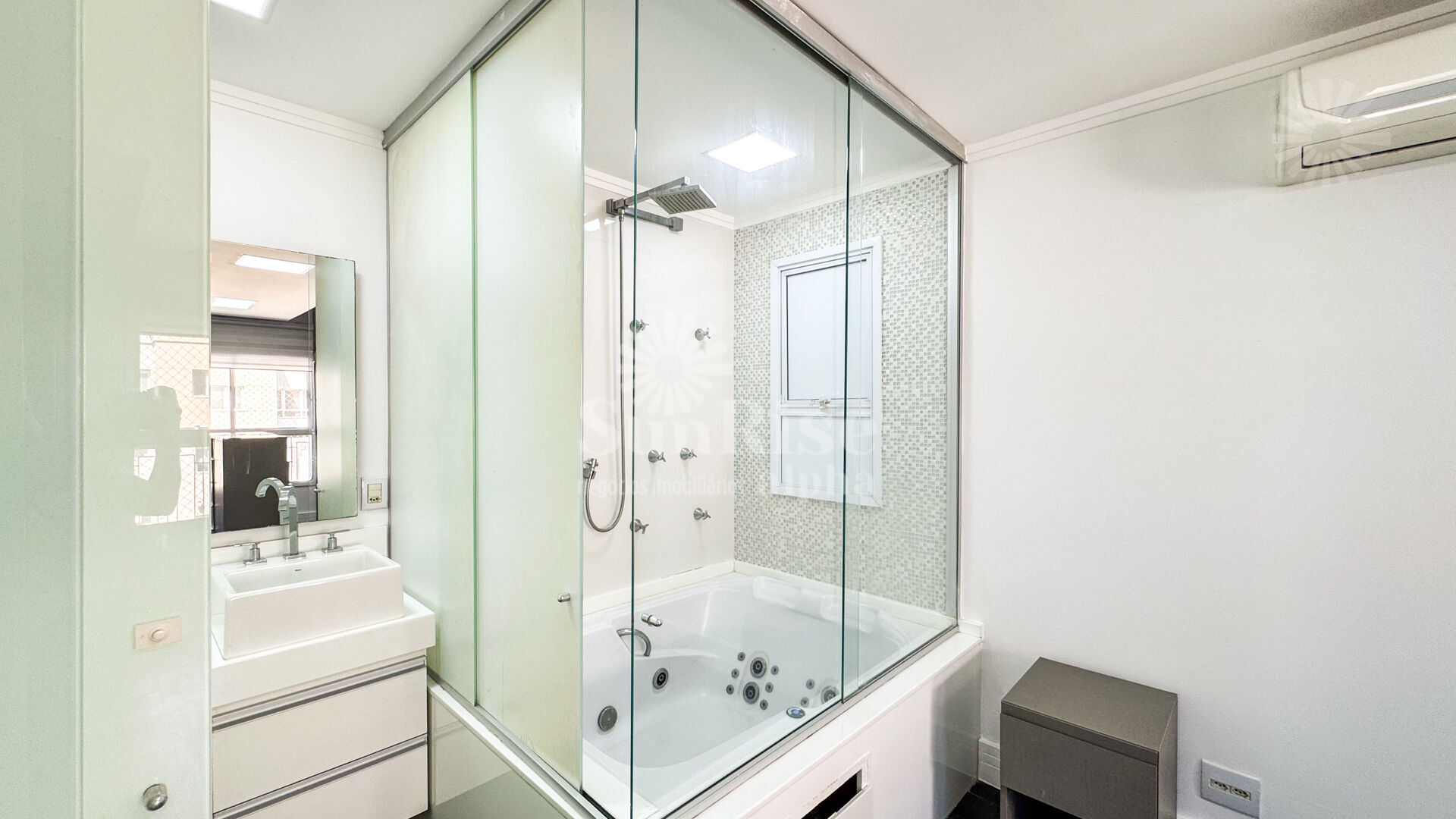 Apartamento para alugar com 3 quartos, 121m² - Foto 43