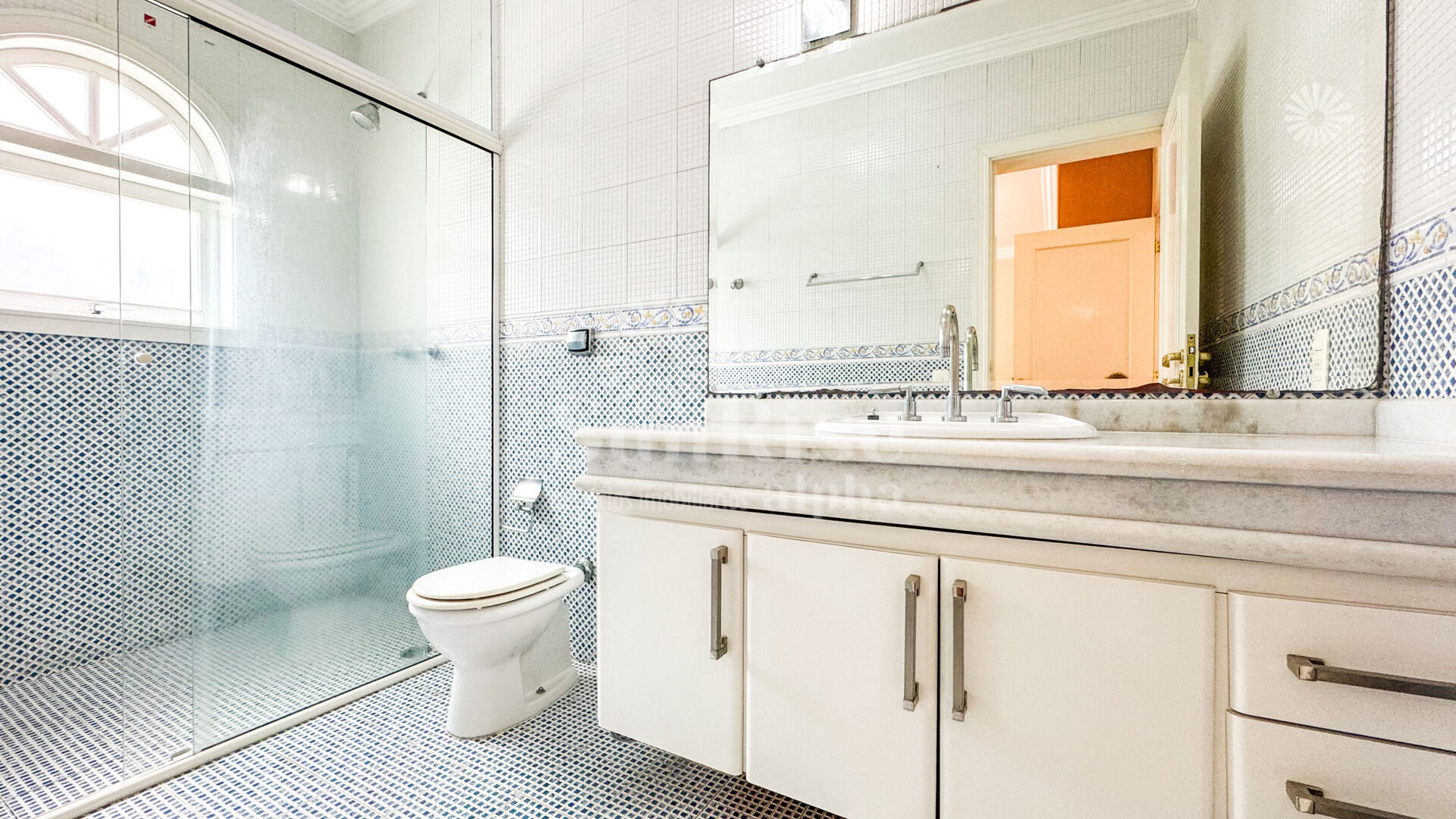 Casa de Condomínio para alugar com 4 quartos, 472m² - Foto 37