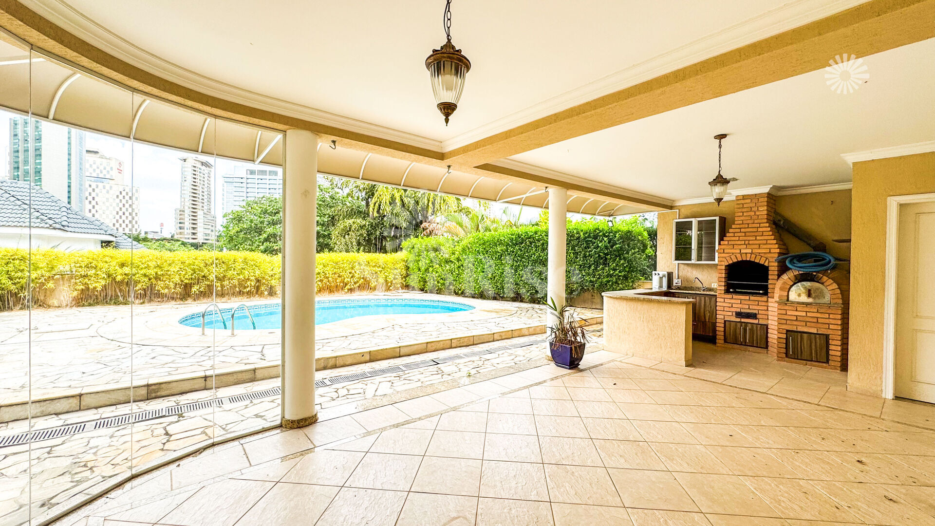 Casa de Condomínio para alugar com 4 quartos, 472m² - Foto 43