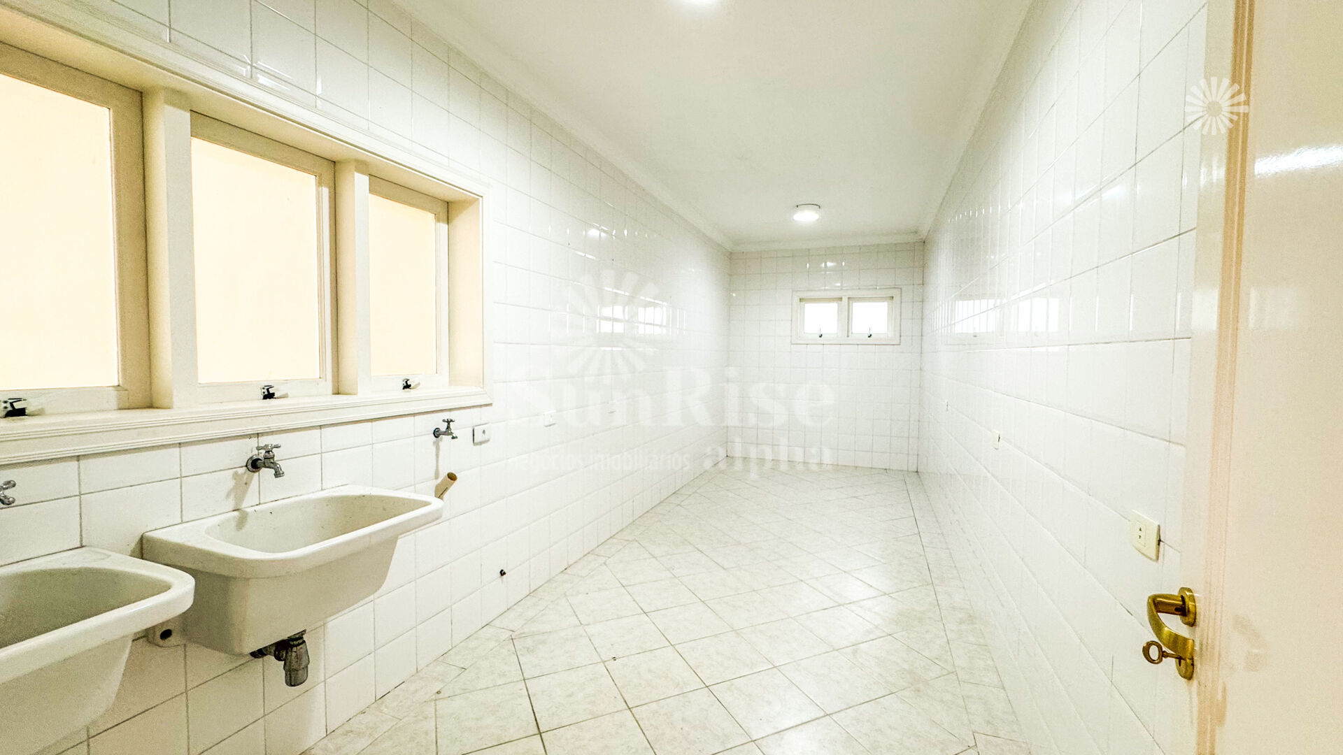 Casa de Condomínio para alugar com 4 quartos, 472m² - Foto 50