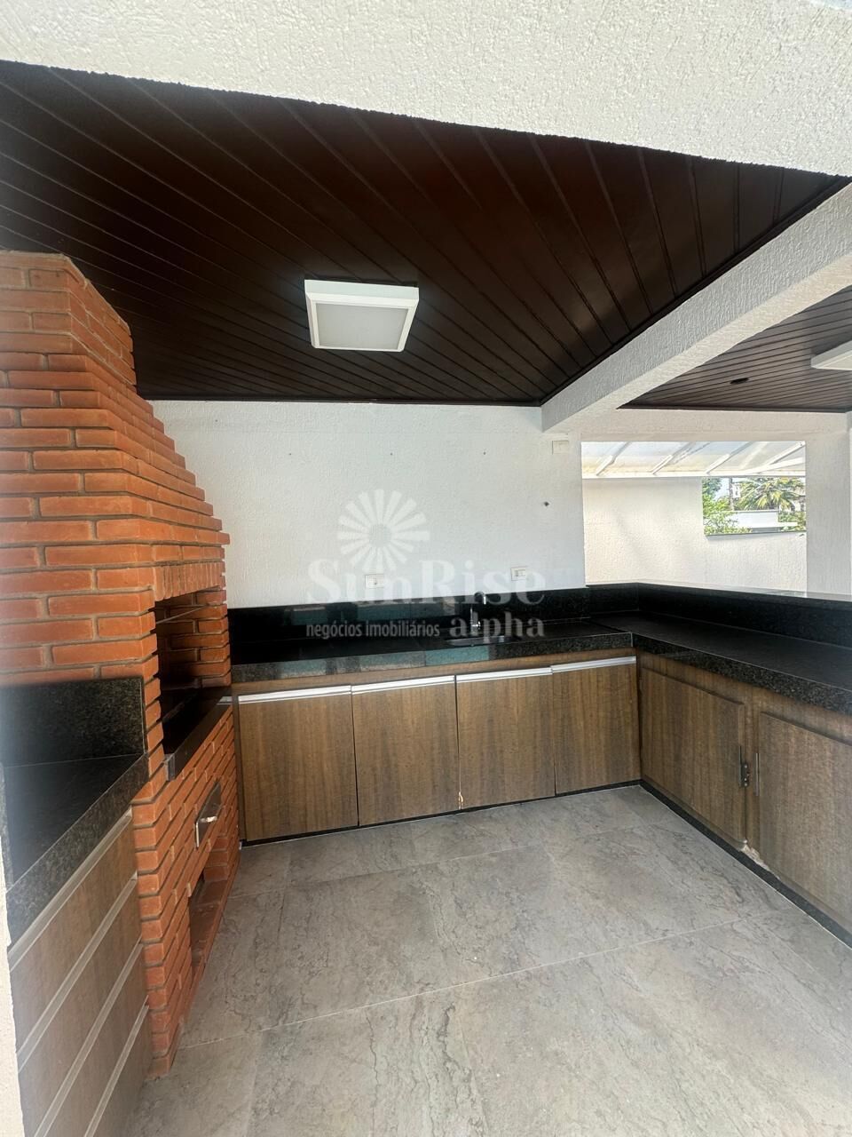 Casa para alugar com 4 quartos, 420m² - Foto 34