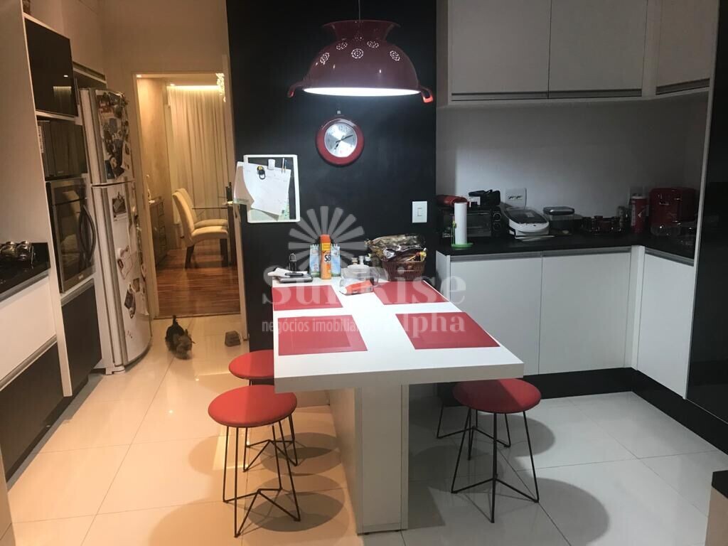 Apartamento à venda com 3 quartos, 121m² - Foto 5