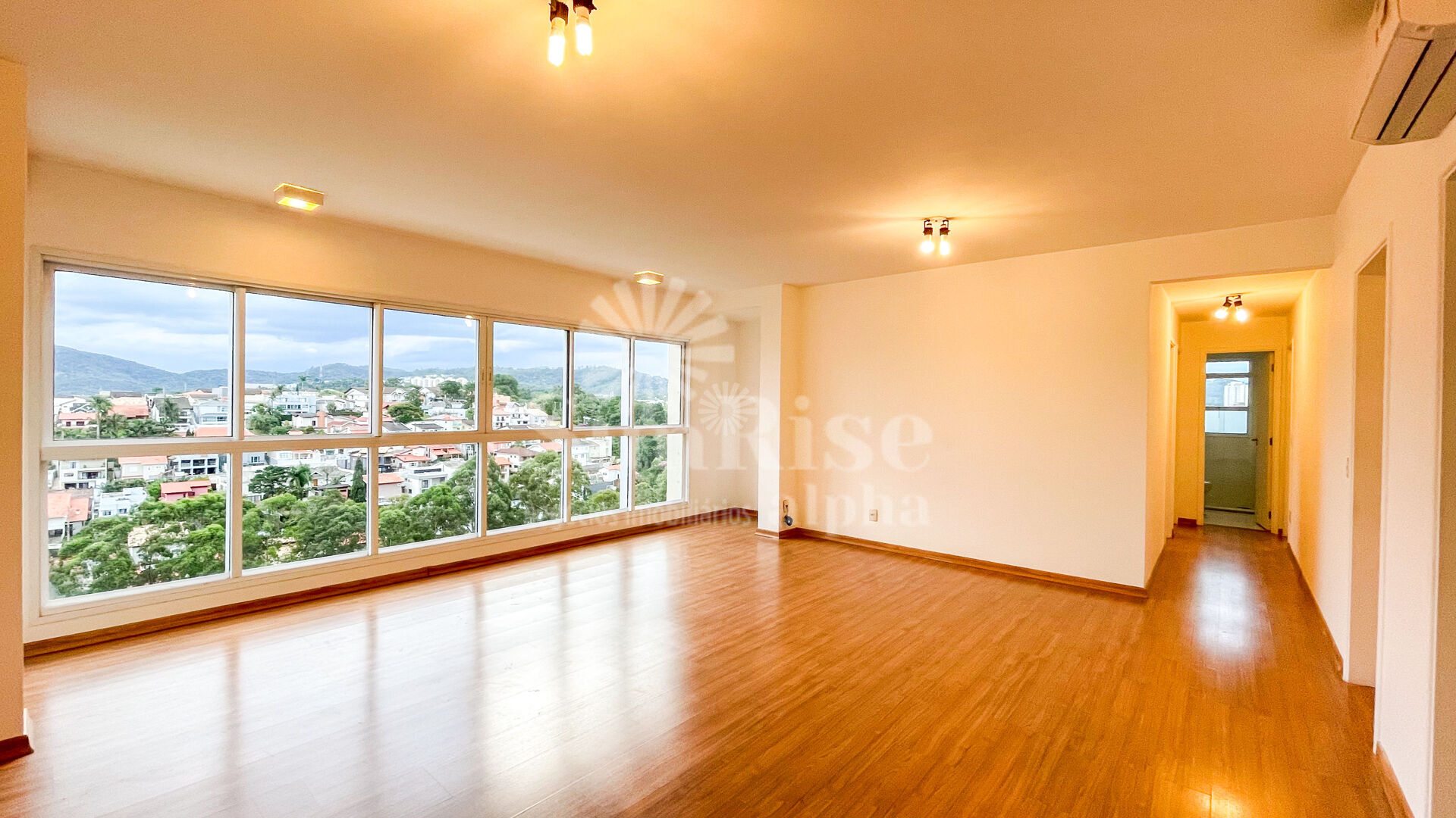 Apartamento à venda com 3 quartos, 121m² - Foto 6