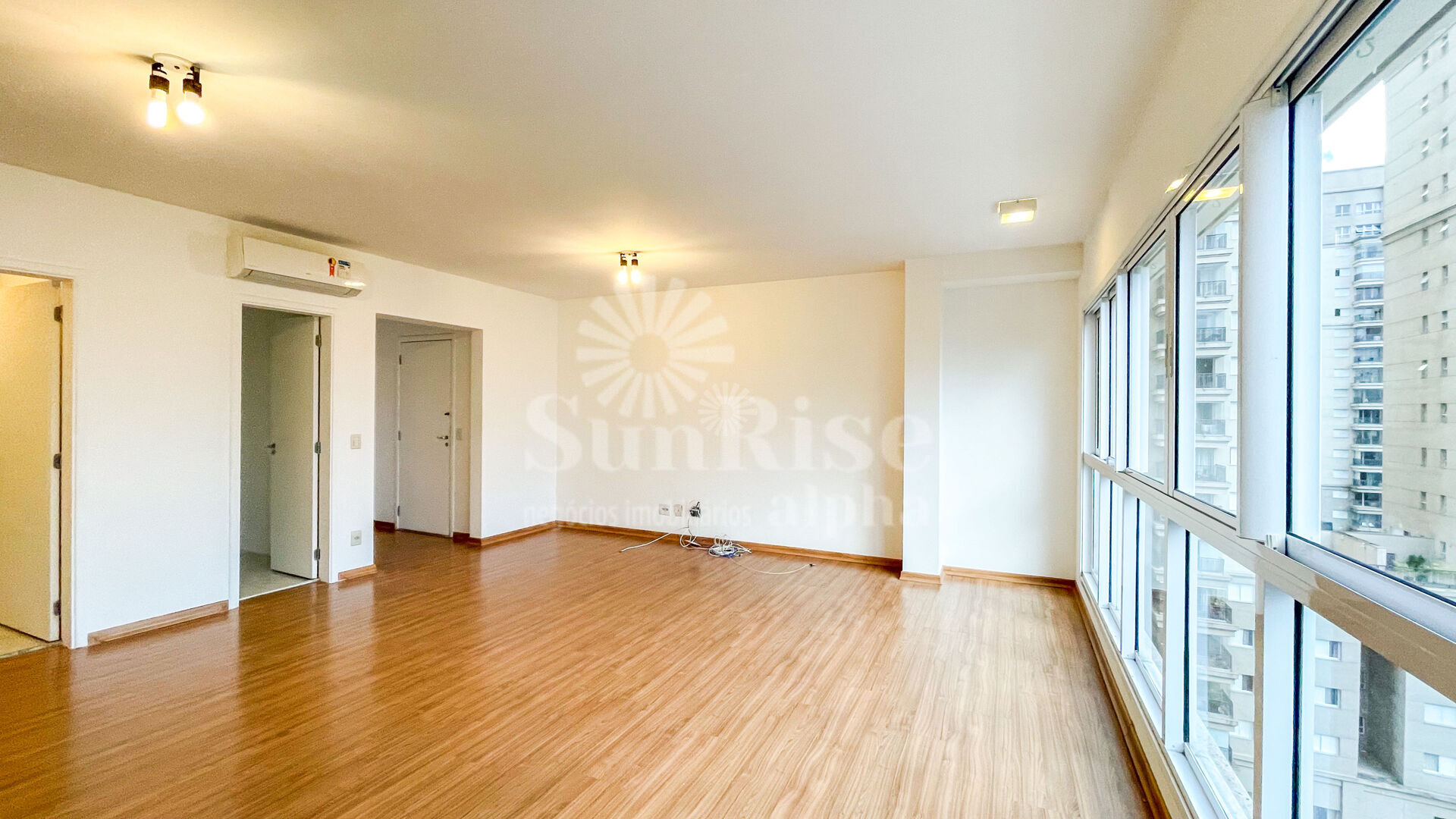 Apartamento à venda com 3 quartos, 121m² - Foto 10