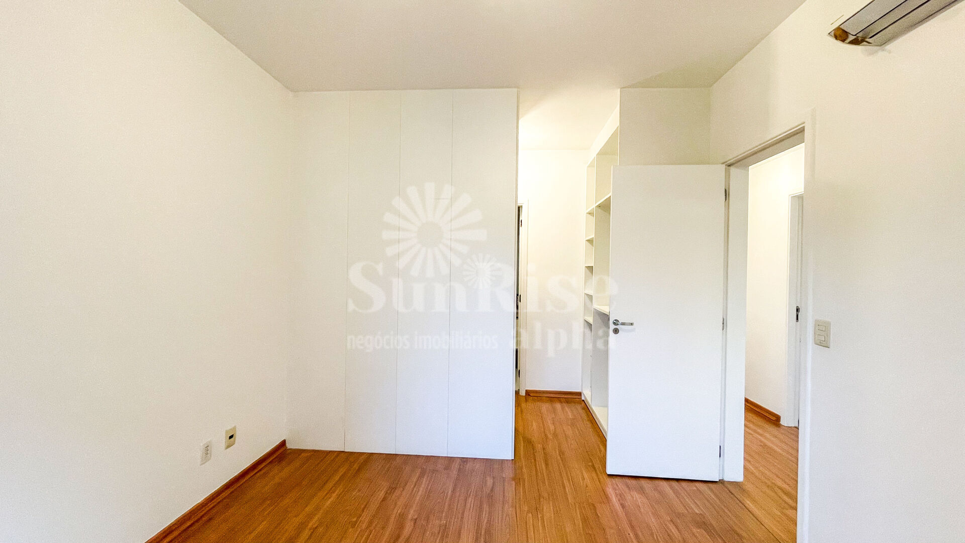 Apartamento à venda com 3 quartos, 121m² - Foto 27