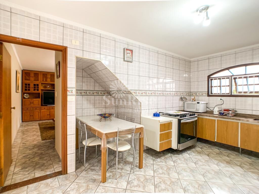Casa para alugar com 3 quartos, 196m² - Foto 11