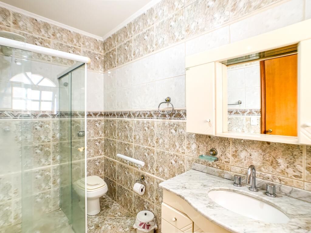 Casa para alugar com 3 quartos, 196m² - Foto 22