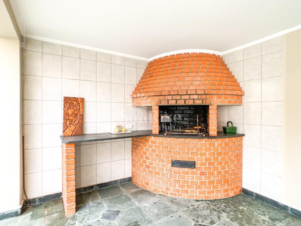 Casa para alugar com 3 quartos, 196m² - Foto 7