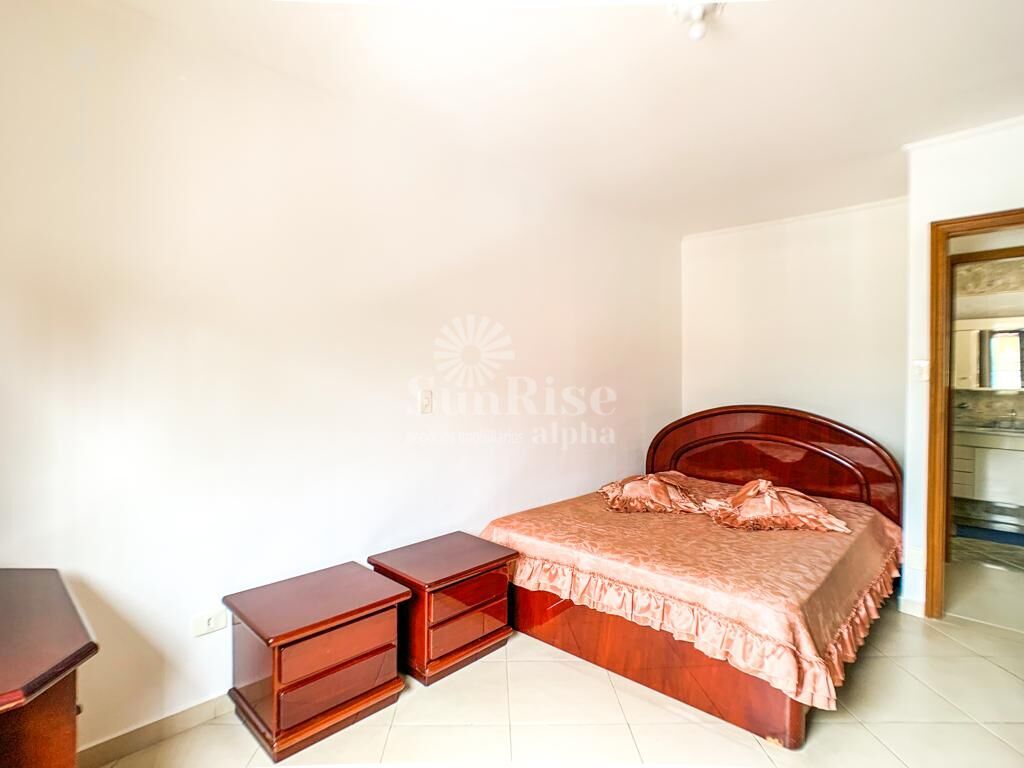 Casa para alugar com 3 quartos, 196m² - Foto 21