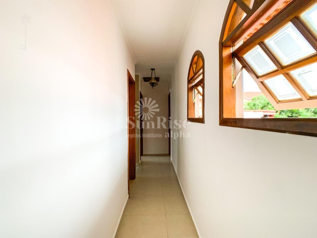 Casa para alugar com 3 quartos, 196m² - Foto 26