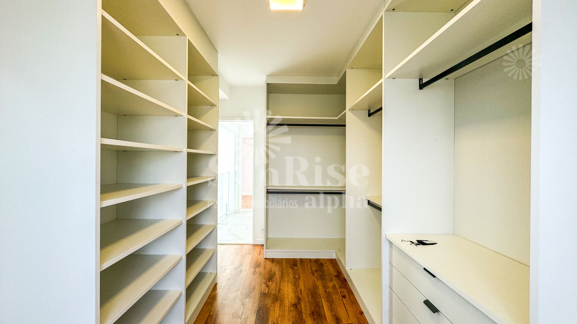 Apartamento para alugar com 2 quartos, 134m² - Foto 20