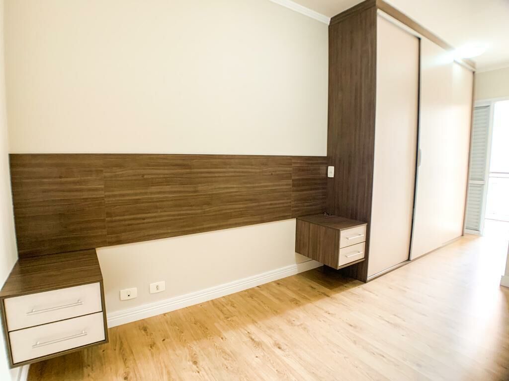 Apartamento para alugar com 3 quartos, 82m² - Foto 2