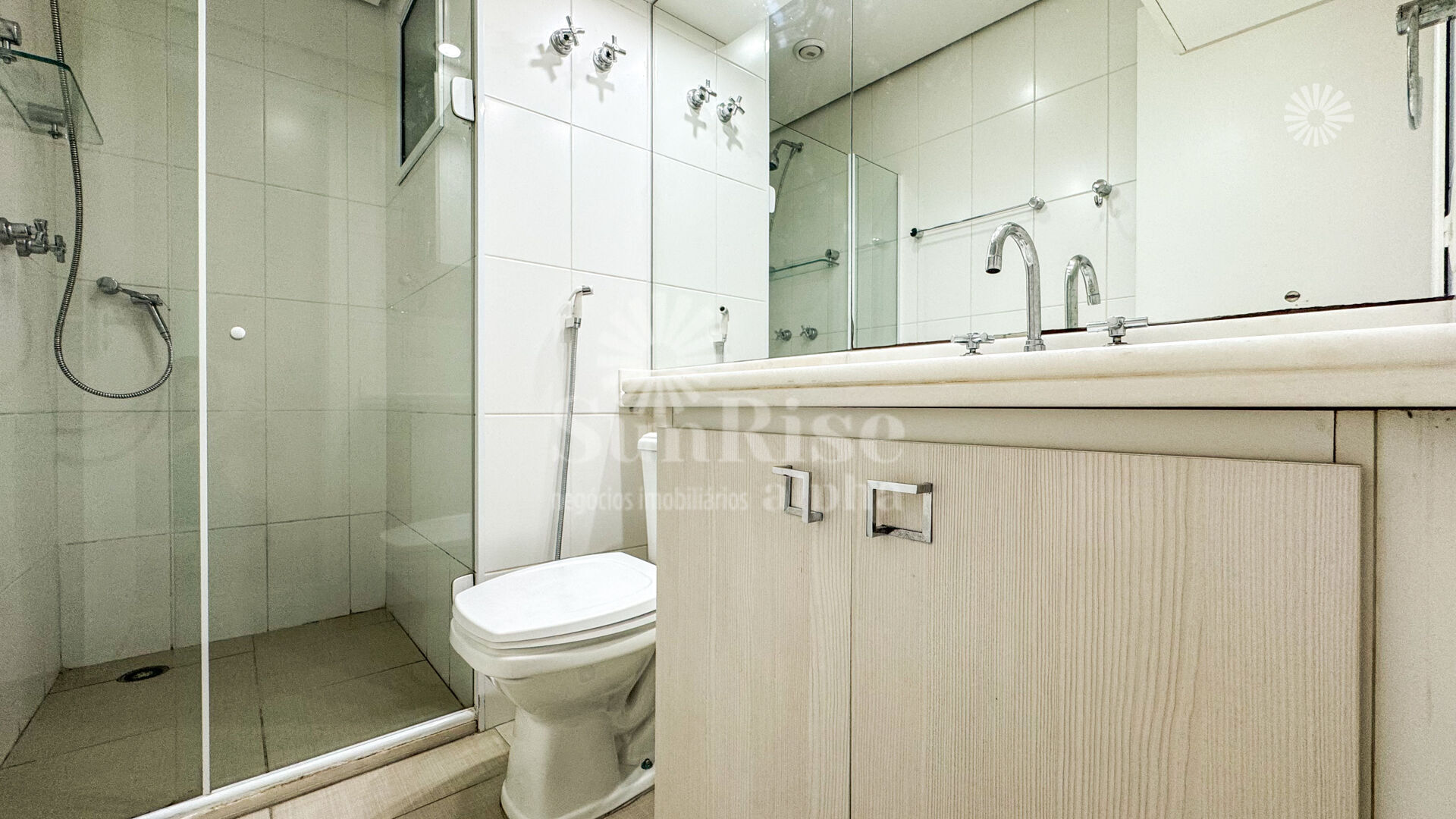 Apartamento para alugar com 3 quartos, 82m² - Foto 22