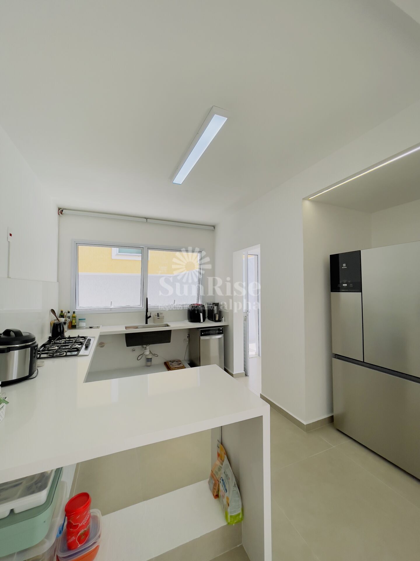 Casa à venda com 3 quartos, 300m² - Foto 7