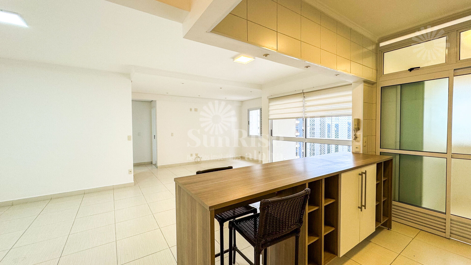 Apartamento para alugar com 2 quartos, 84m² - Foto 5