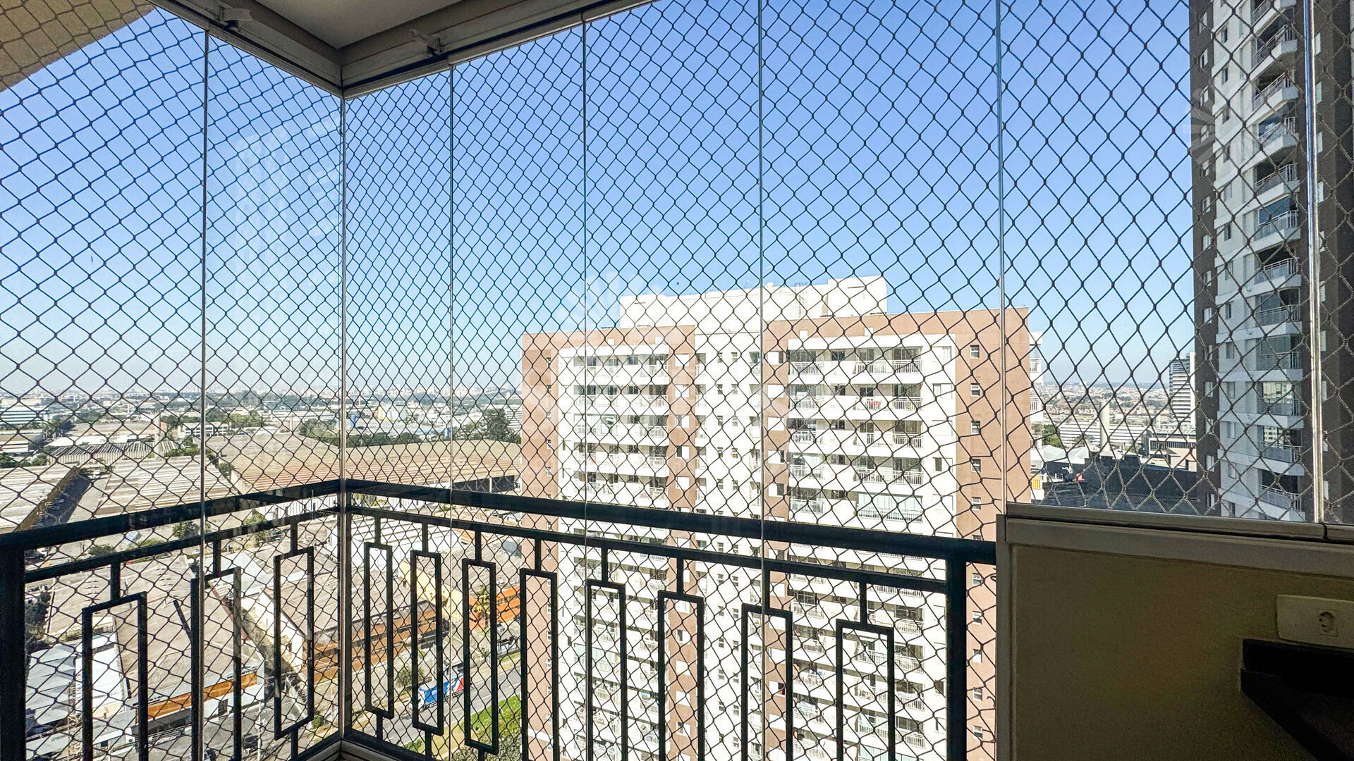 Apartamento para alugar com 3 quartos, 84m² - Foto 18