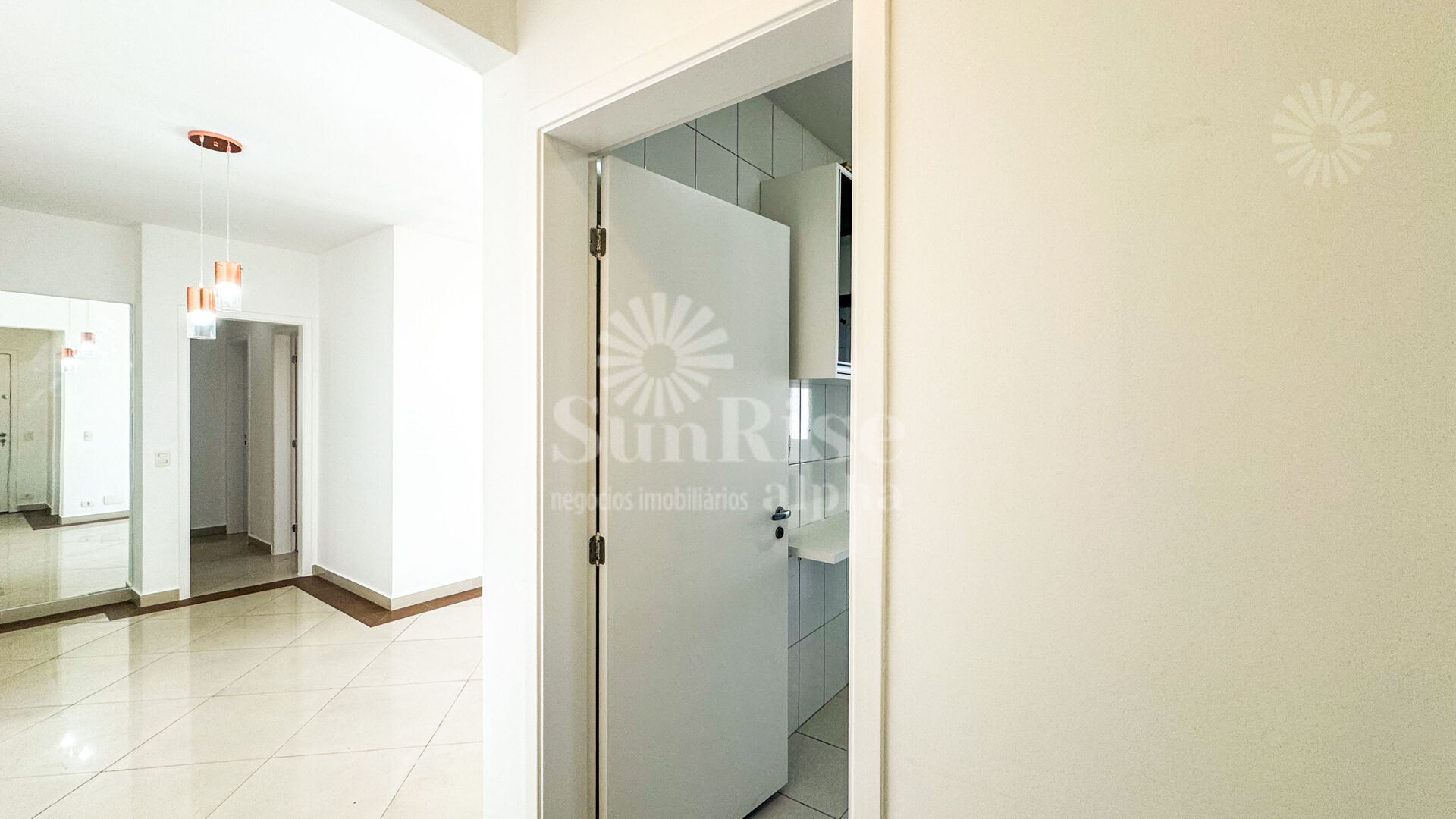 Apartamento para alugar com 3 quartos, 84m² - Foto 4