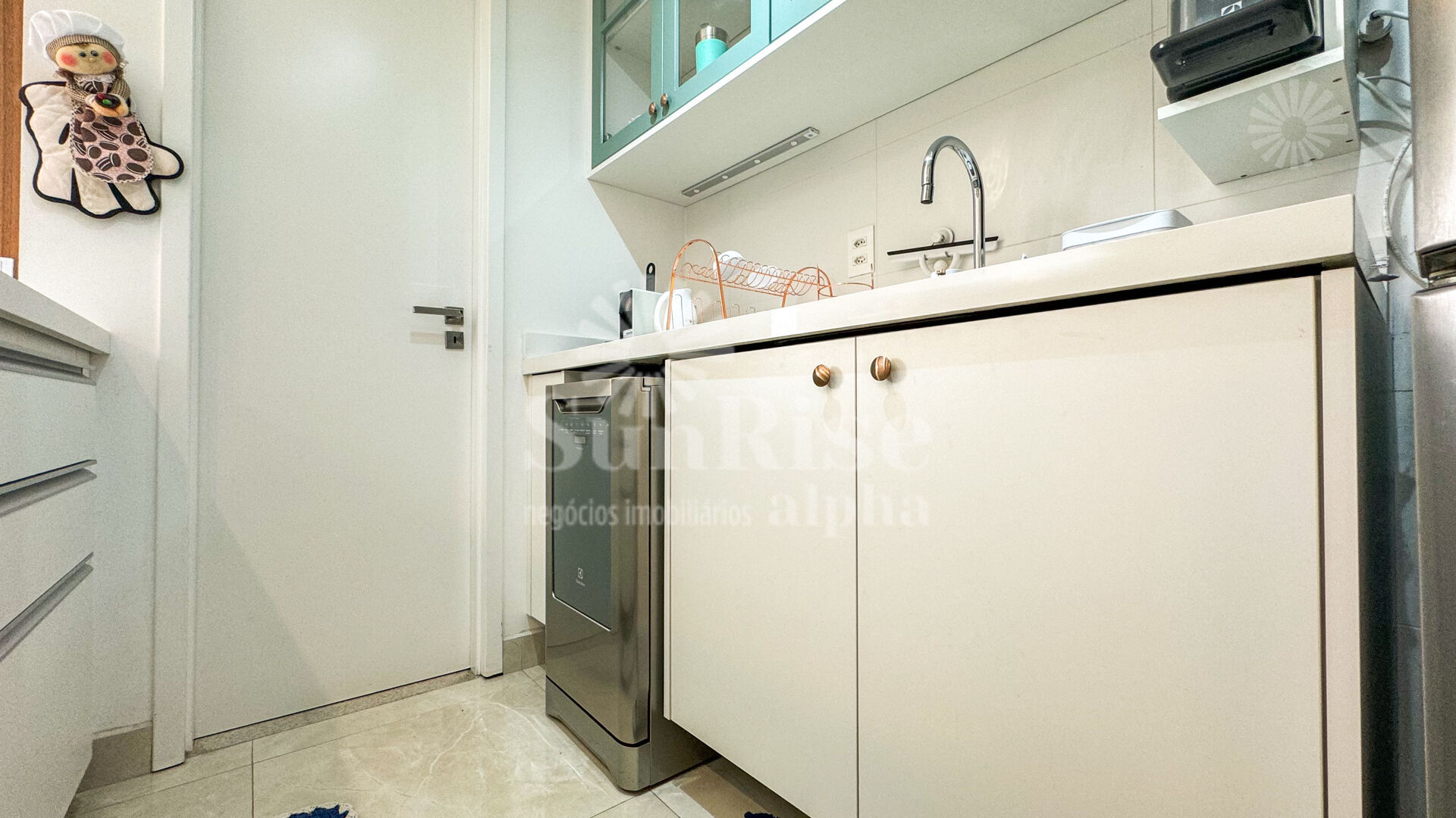 Apartamento à venda com 3 quartos, 110m² - Foto 17