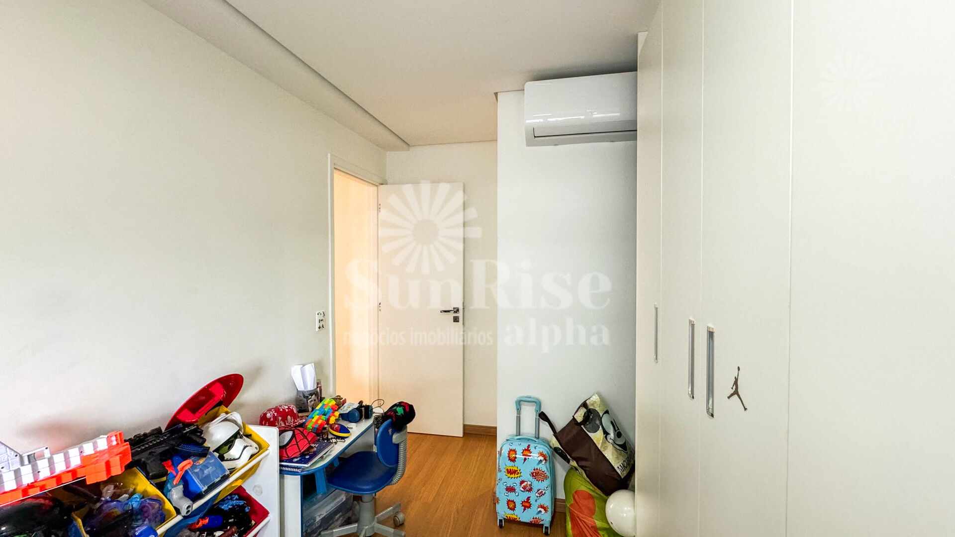 Apartamento à venda com 3 quartos, 110m² - Foto 25