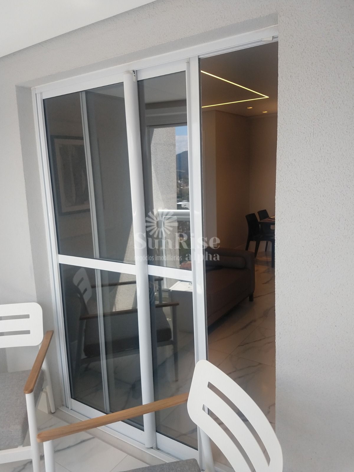 Apartamento para alugar com 2 quartos, 63m² - Foto 11